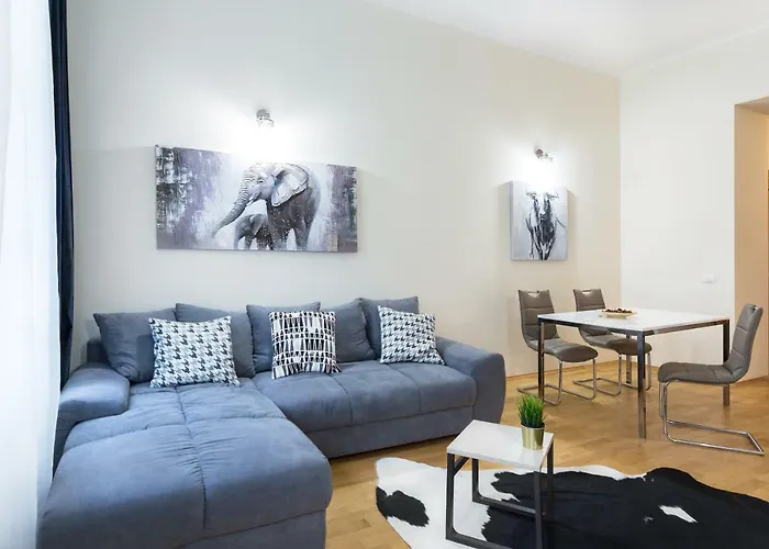 Apartments In Rumunska 355/9